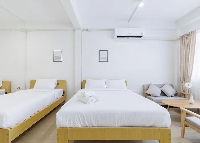 Apartment 72 House & Cafe