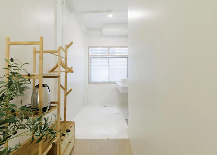 72 House & Cafe Apartment *